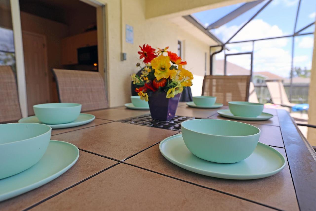 Ferienhaus Family Vacation, Heated Pool, Wake Up To Enjoy The Sunrise - Pine Island Cape Coral