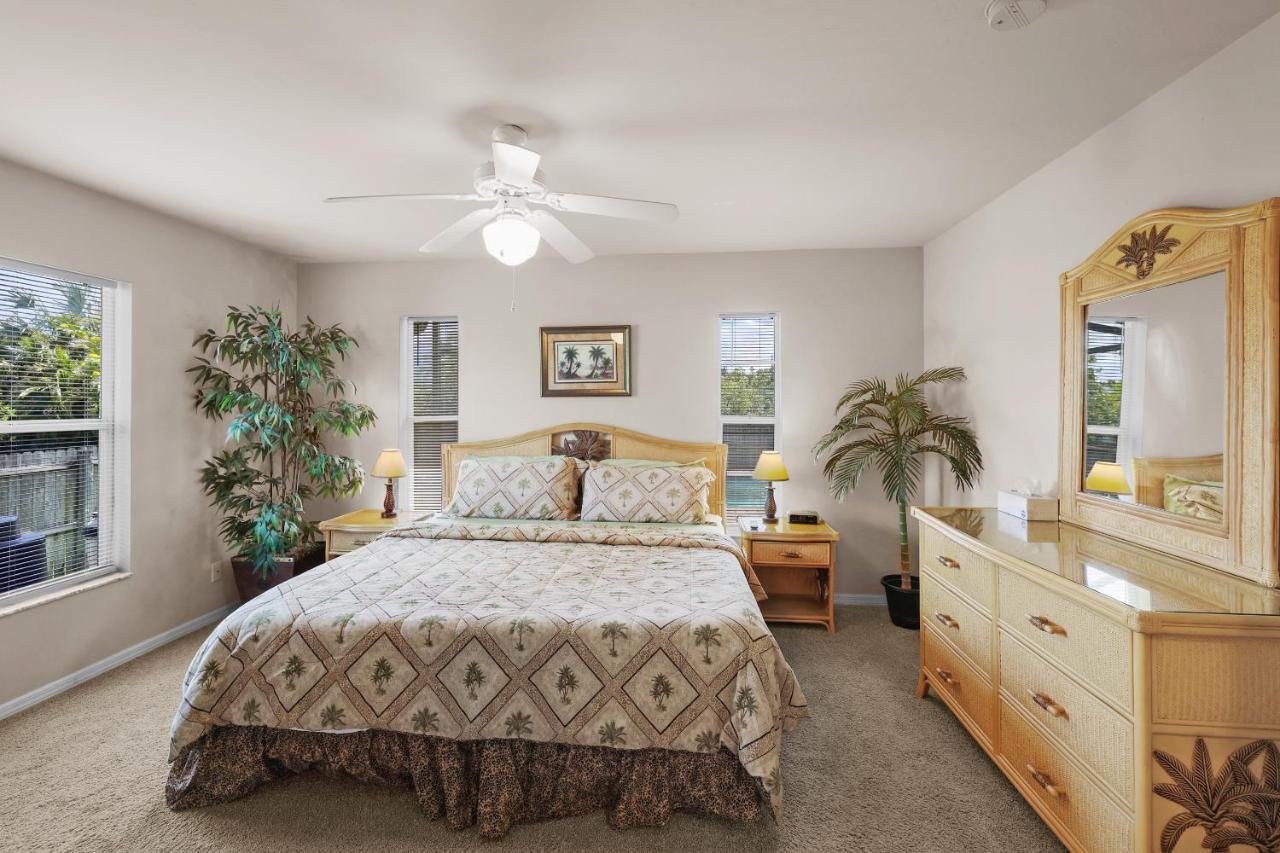 Family Vacation, Heated Pool, Wake Up To Enjoy The Sunrise - Pine Island Cape Coral